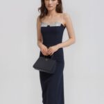 Abito Tubino Nero con Dettagli Brillanti Imperial