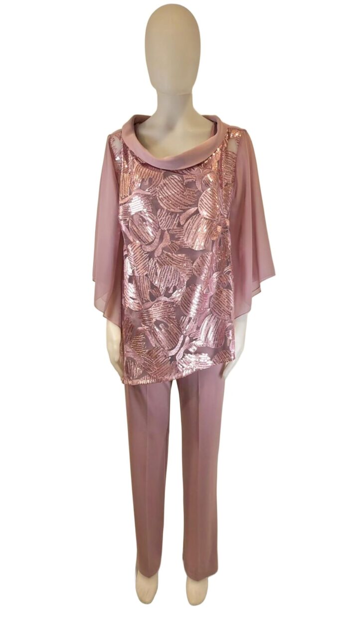 completo da donna rosa