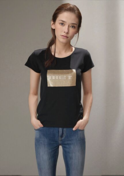 maglia con logo centrale color oro