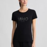t-shirt con logo centrale