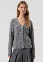 Cardigan regular fit con trecce e dettagli gioiello