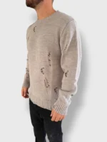Maglione con rotture 10