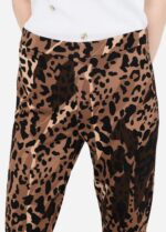 Pantaloni scampanati stampa animalier 3