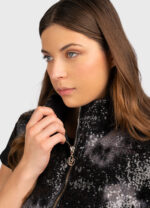 Gilet imbottito con paillettes applicate 5